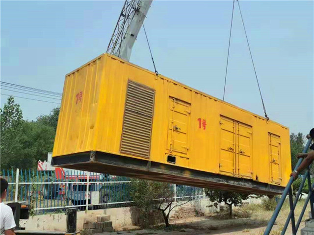 宁乡300KW柴油发电机组油耗是多少?